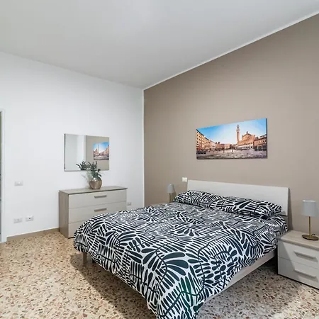 Guesthost - Roomy Close To Center Apartman *