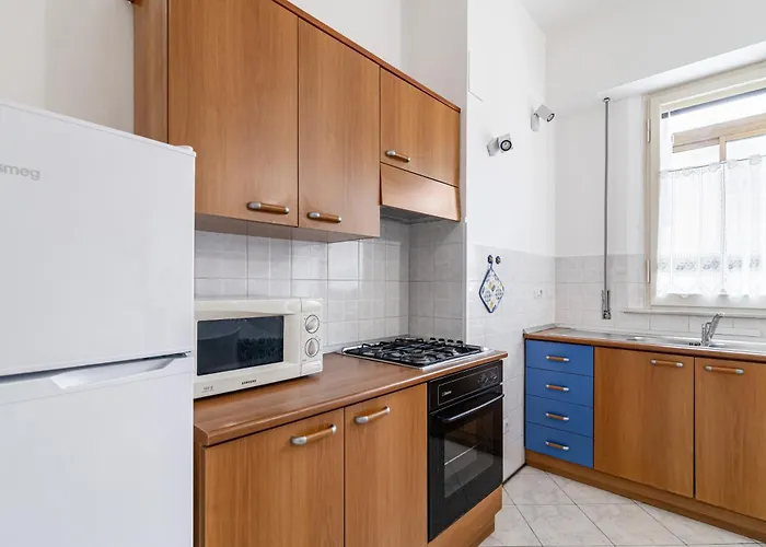 Roomy Close To Center! Apartamento *