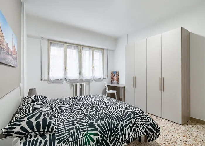 Roomy Close To Center! * Siena